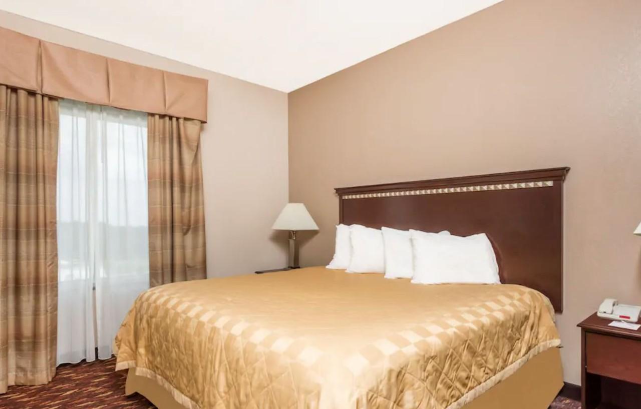 La Quinta Inn & Suites By Wyndham Augusta Fort Eisenhower Buitenkant foto