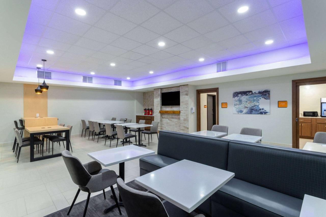 La Quinta Inn & Suites By Wyndham Augusta Fort Eisenhower Buitenkant foto