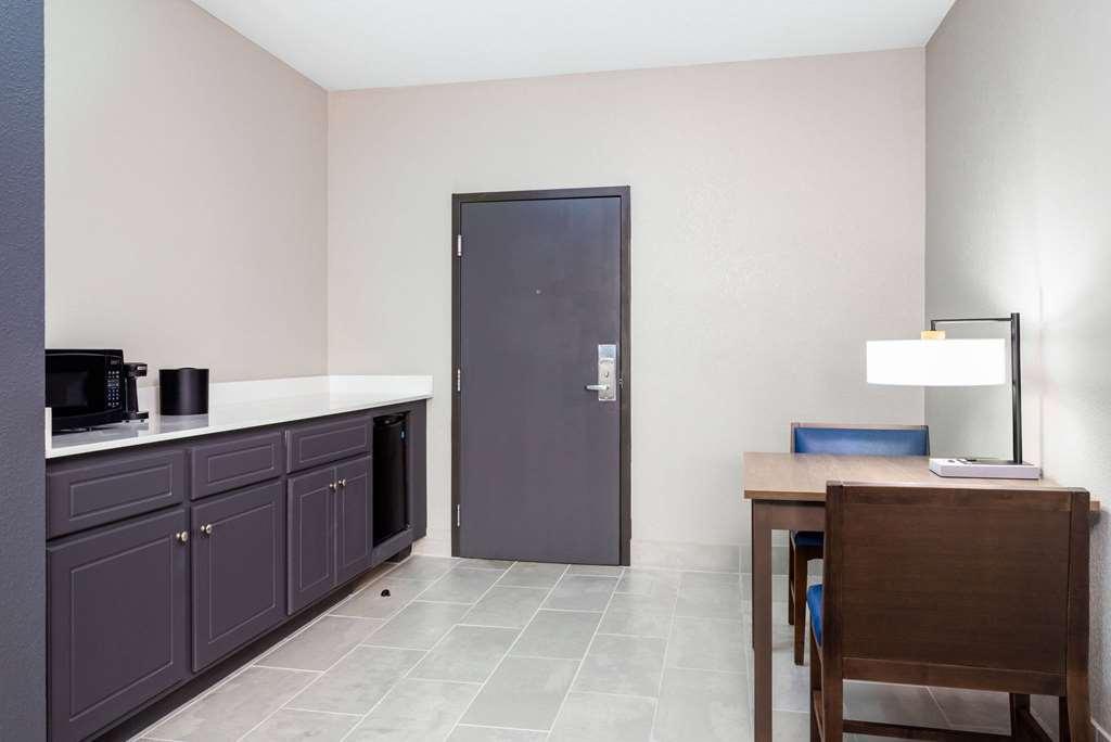 La Quinta Inn & Suites By Wyndham Augusta Fort Eisenhower Kamer foto