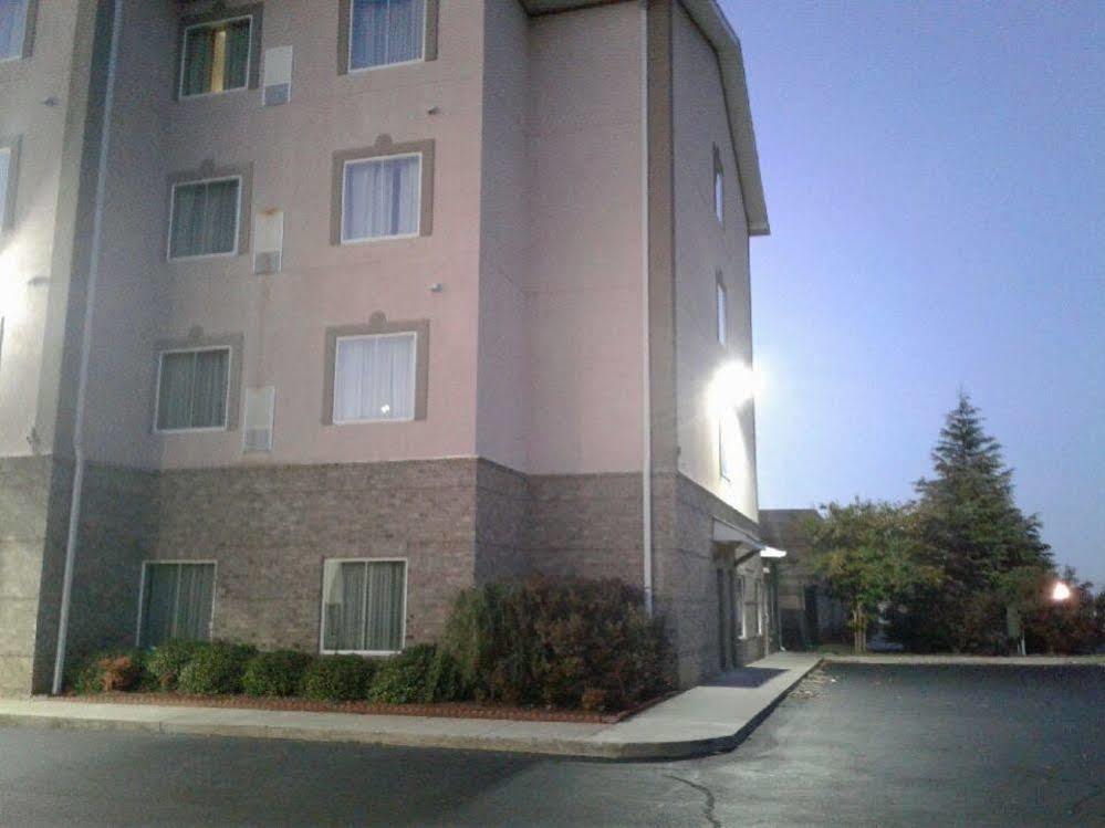 La Quinta Inn & Suites By Wyndham Augusta Fort Eisenhower Buitenkant foto